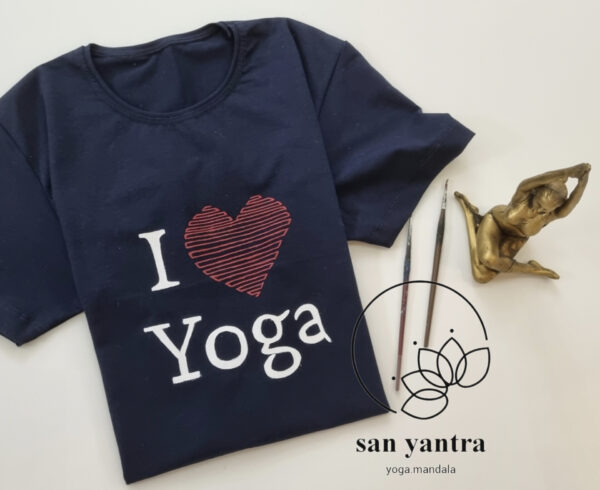 تیشرت طرح i love yoga