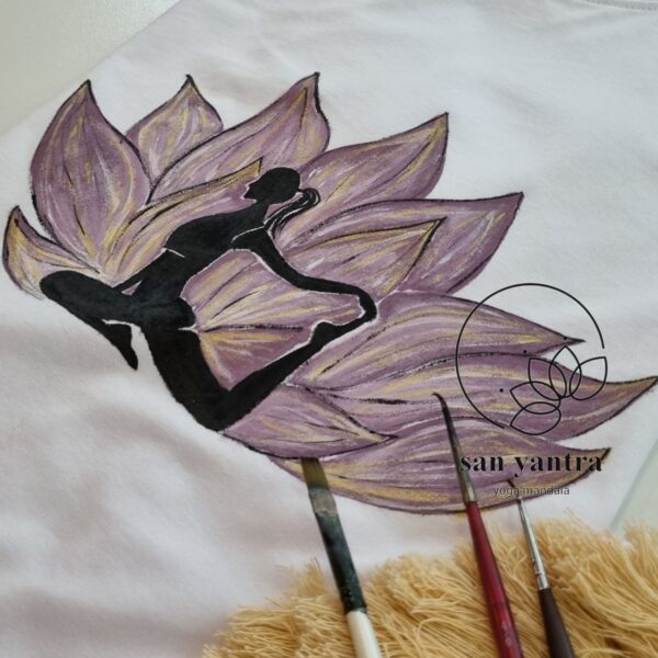 تیشرت طرح لوتوس_art