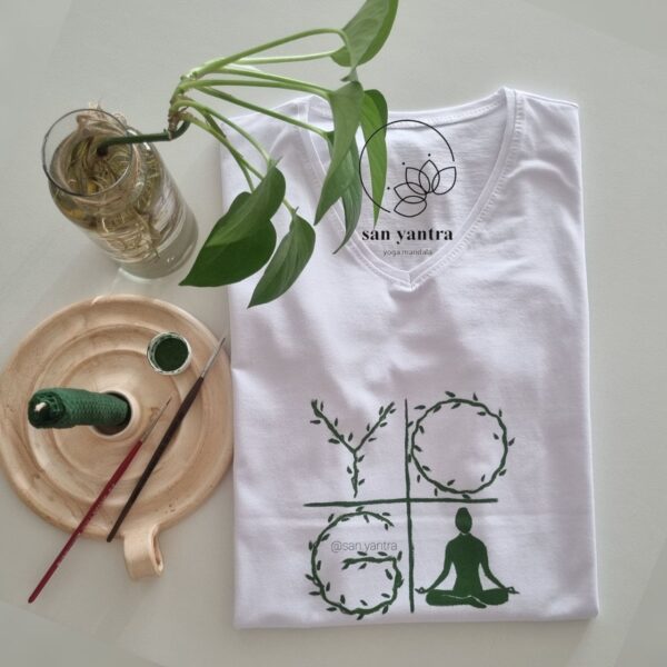 تیشرت طرح Y_o_g_a