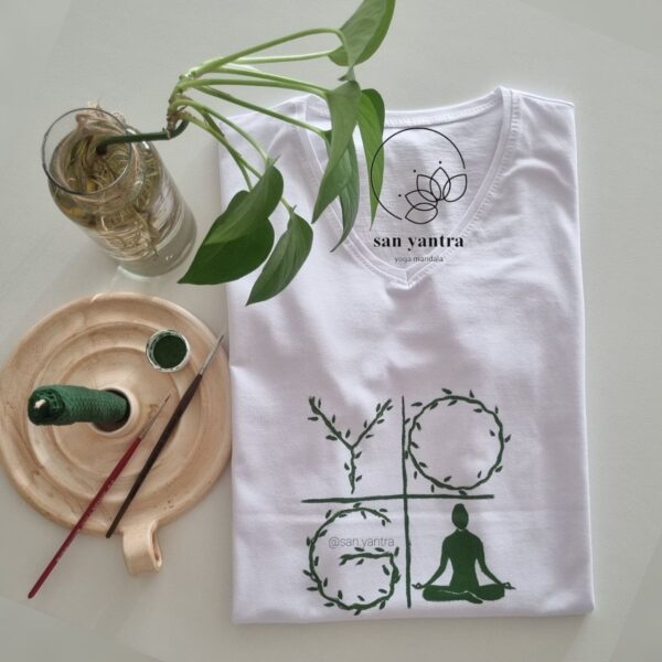 تیشرت طرح Y_o_g_a