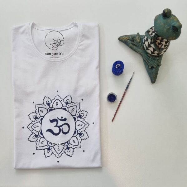 تیشرت طرح Om_mandala